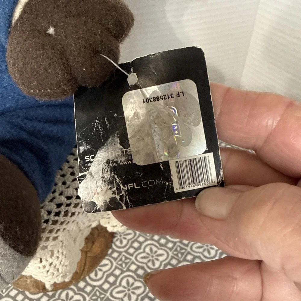 NFL Dallas Cowboys Stuffed Souvenir With Tag.